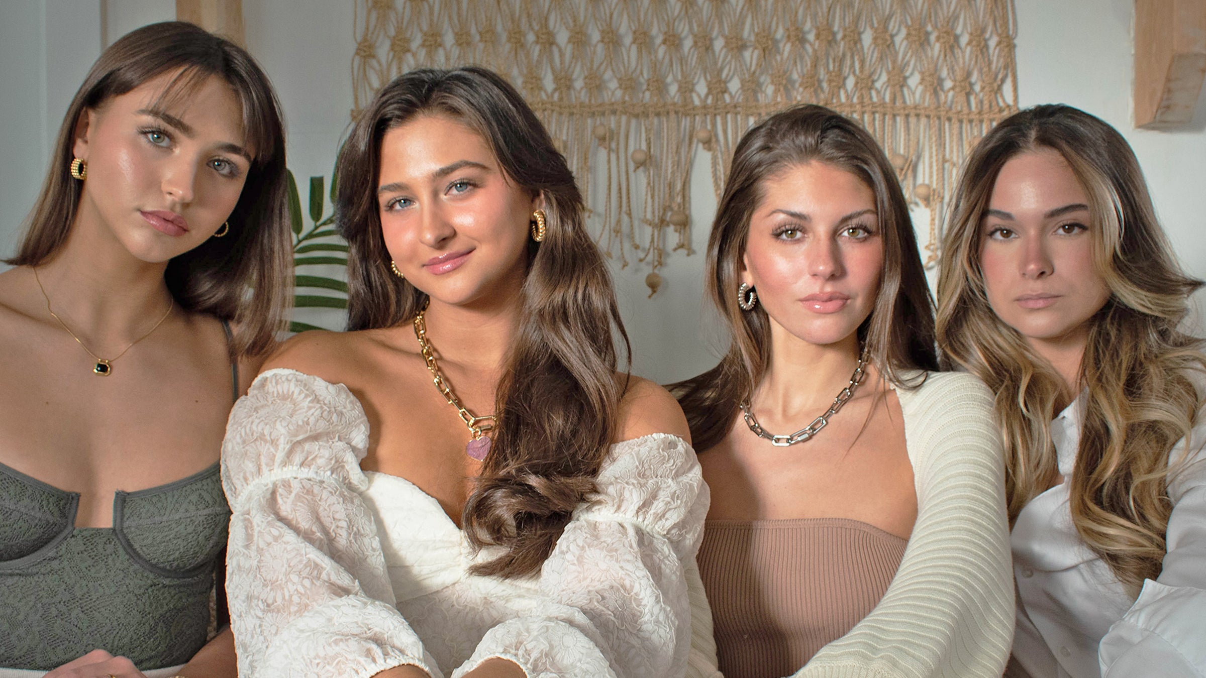 INFLUENCER MUST-HAVES