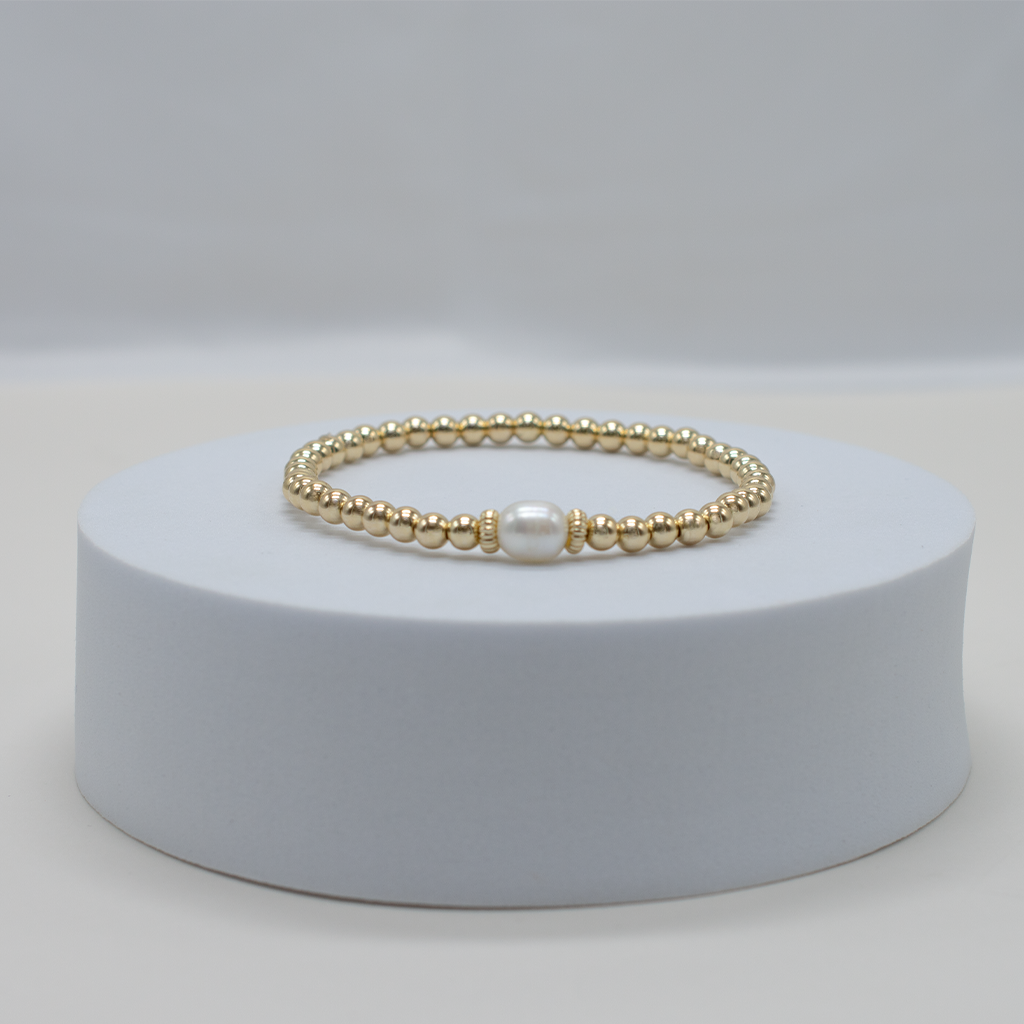 Dream On Pearl Bracelet