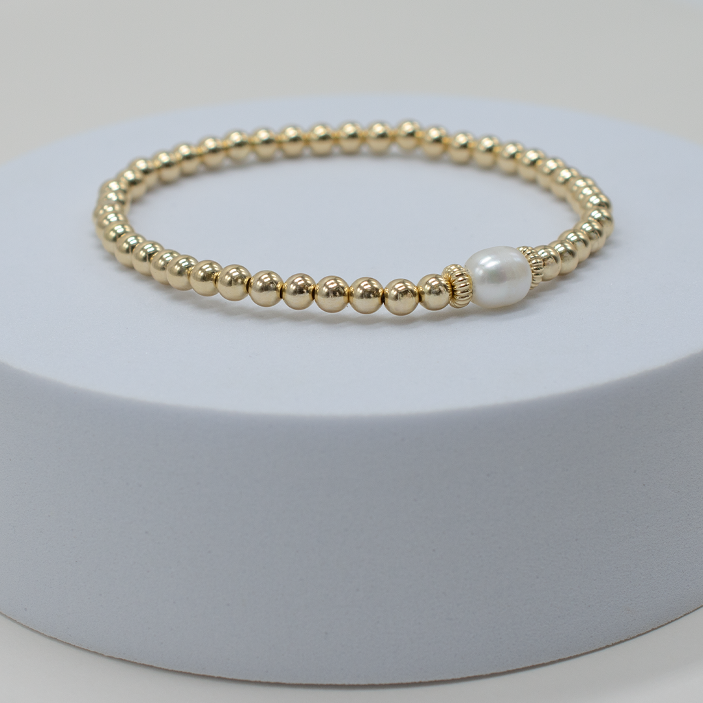 Dream On Pearl Bracelet