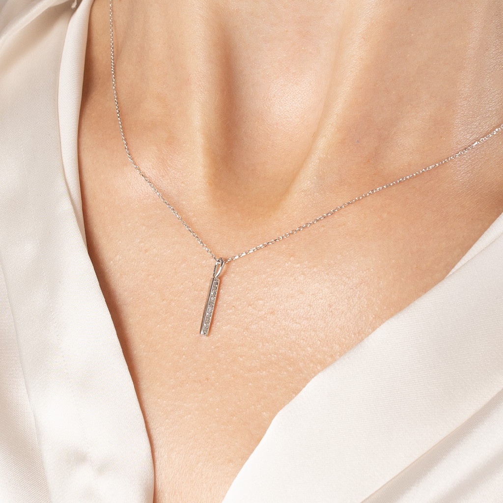 14k Gold | Gravity Diamond Bar Necklace
