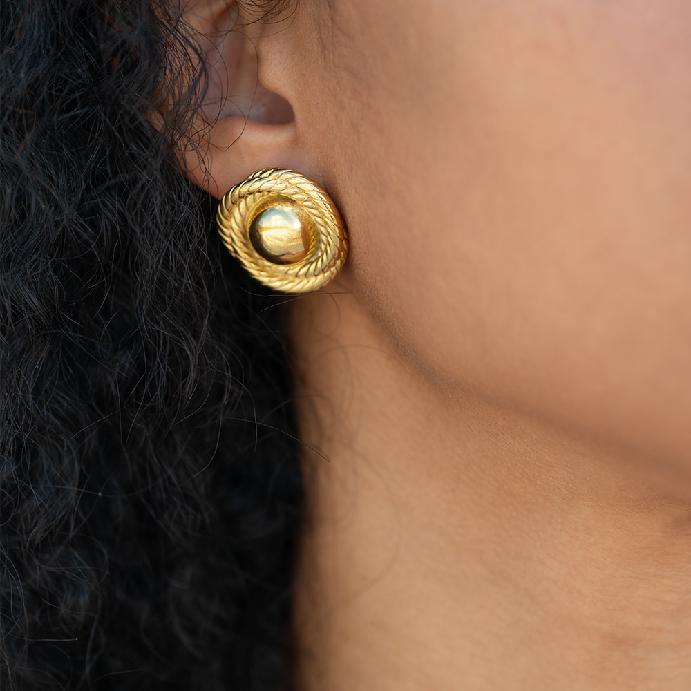 Alix Earle earrings 
Alix Earle jewelry