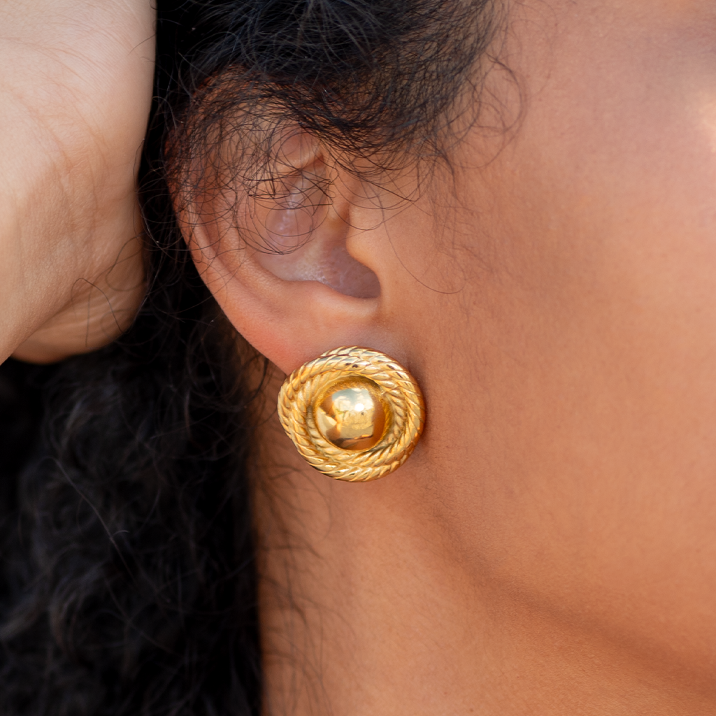 Alix Earle earrings 
Alix Earle jewelry