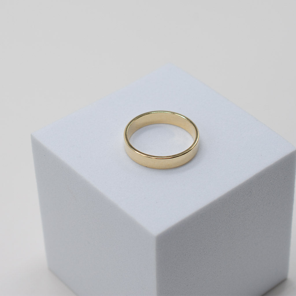 Simple Band Ring