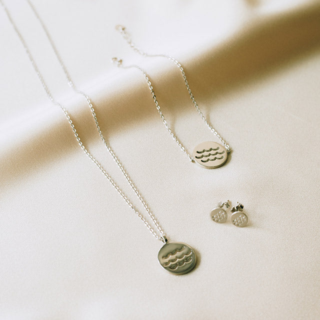 Splash Waves Necklace