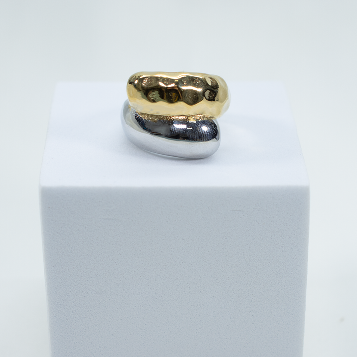 SAMPLE SALE Edge of Daylight Ring