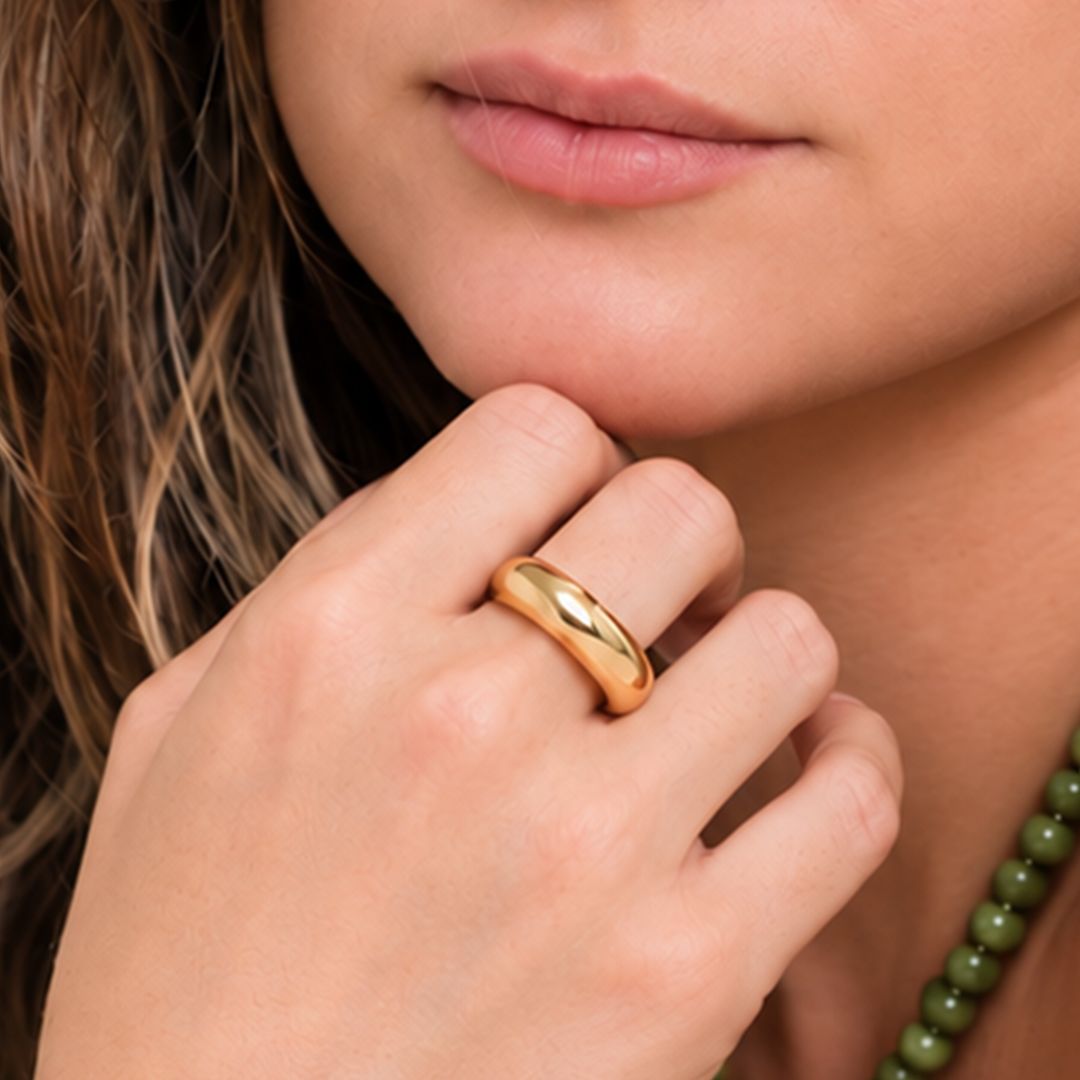 Everybody Talks Ring
